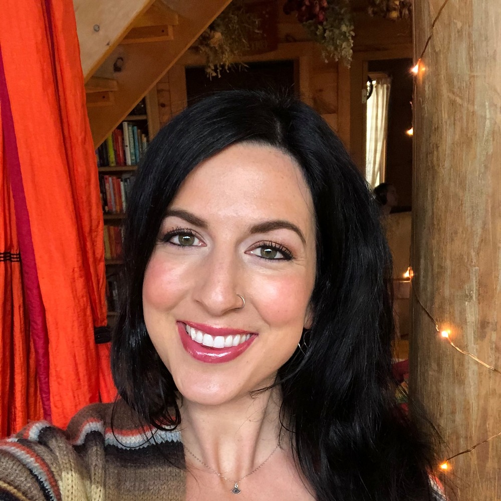 Meet your Posher, Maia